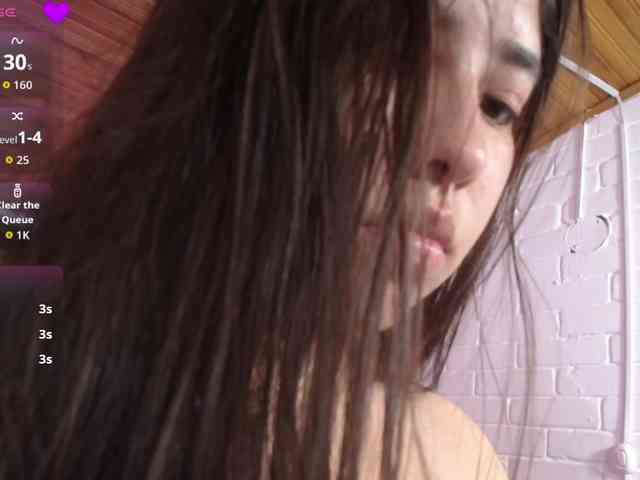Lauxury-tay webcam