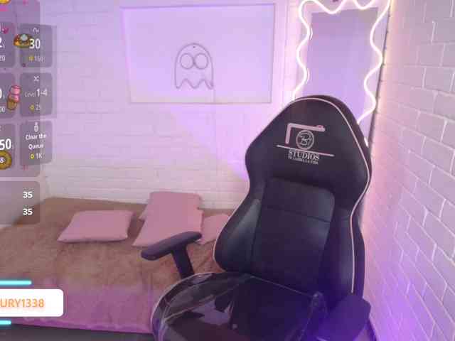 Lauxury-tay webcam