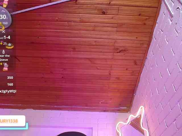 Lauxury-tay webcam