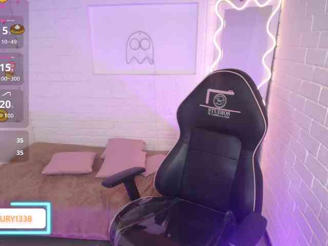 Lauxury-tay webcam