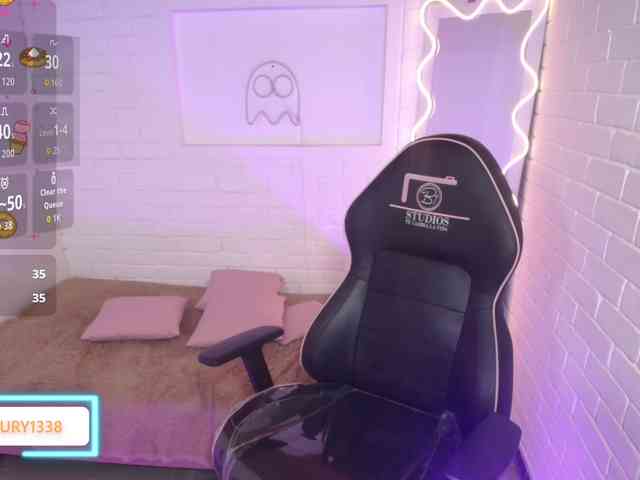 Lauxury-tay webcam