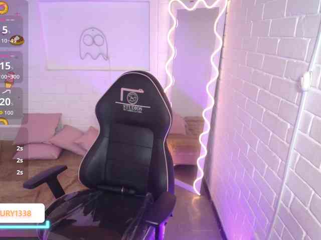 Lauxury-tay webcam