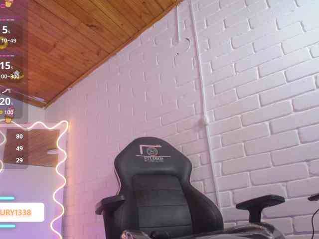 Lauxury-tay webcam