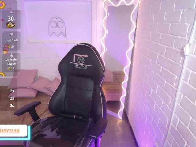 Lauxury-tay webcam