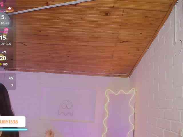 Lauxury-tay webcam
