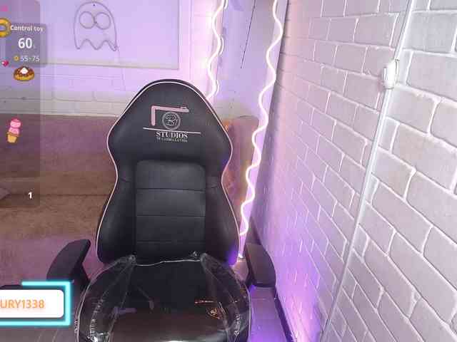 Lauxury-tay webcam