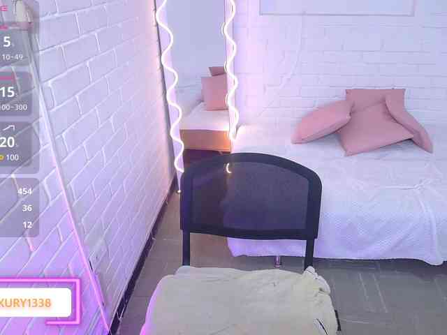 Lauxury-tay webcam