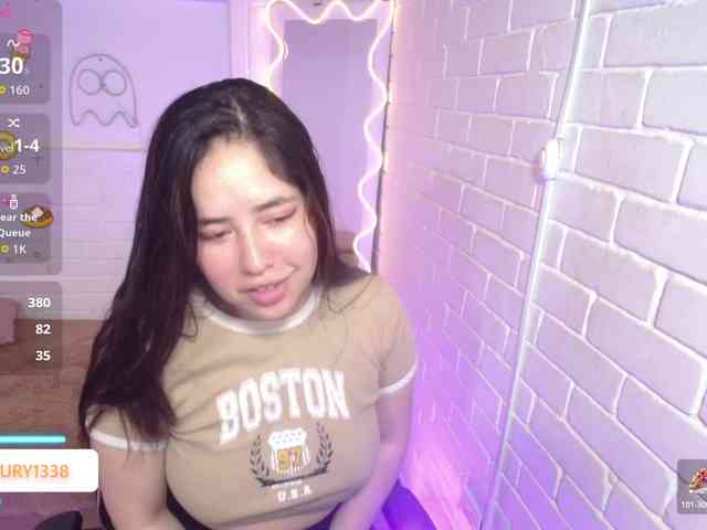 Lauxury-tay webcam
