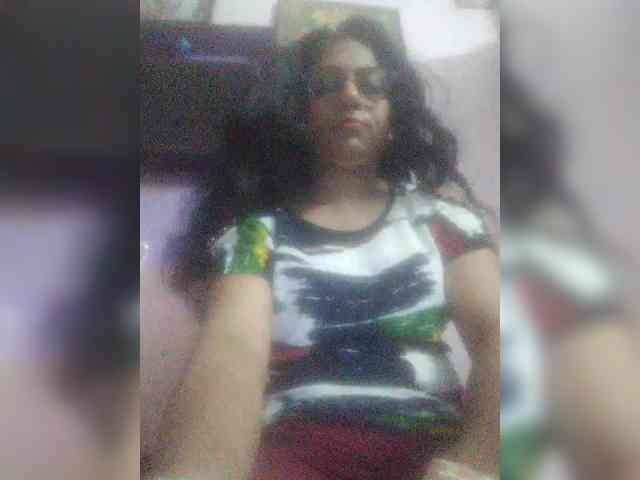 royelpari webcam