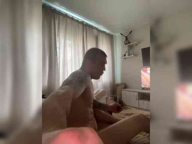 Jjeni222A1n1 webcam