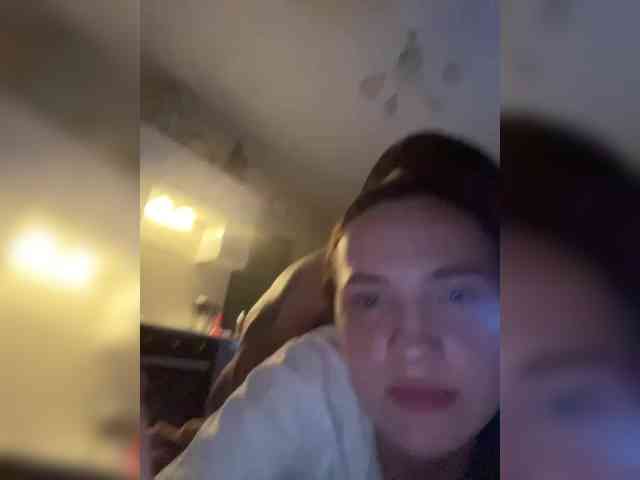 Jjeni222A1n1 webcam
