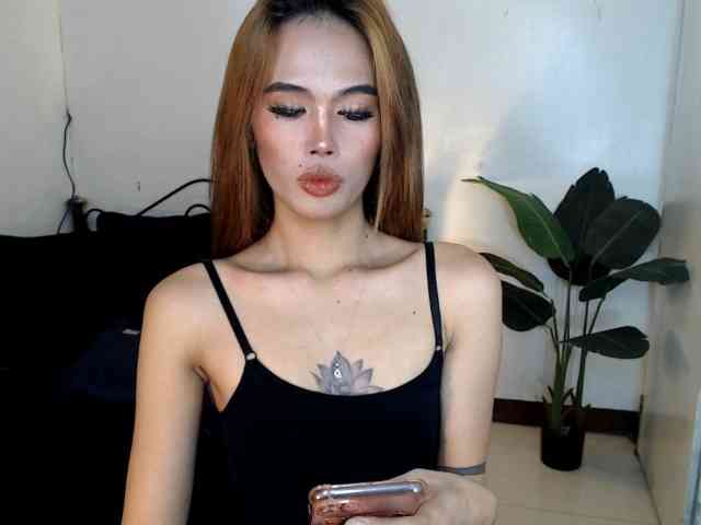 UrbodyInfluence Live Webcam on BongaCams