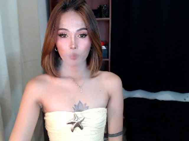 UrbodyInfluence Live Webcam on BongaCams