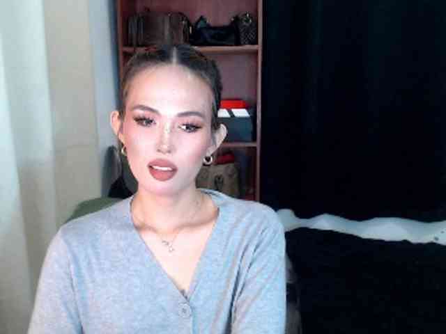 UrbodyInfluence Live Webcam on BongaCams