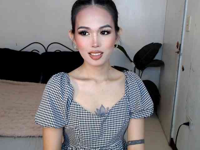 UrbodyInfluence Live Webcam on BongaCams