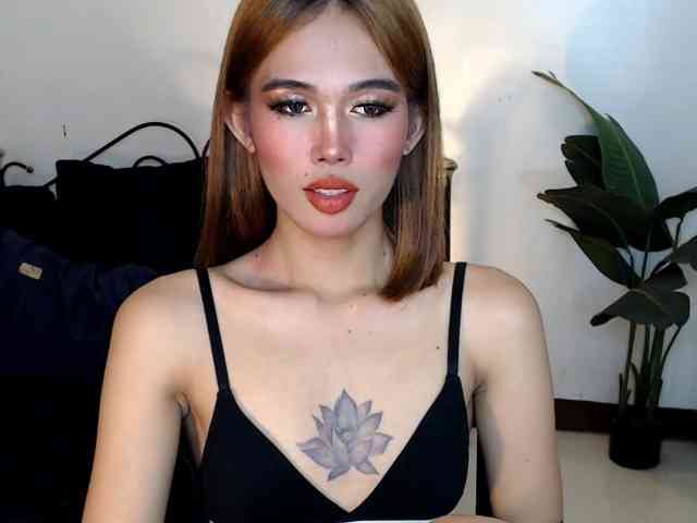 UrbodyInfluence Live Webcam on BongaCams