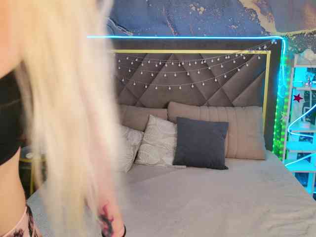 EvaRoss webcam