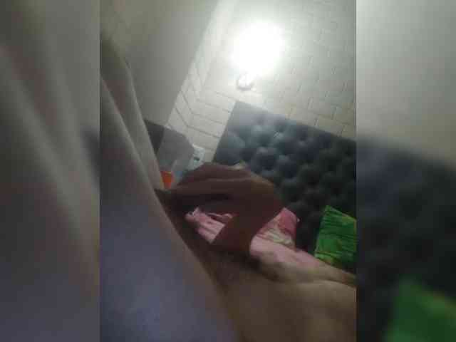 Robert666999 Live Webcam on BongaCams