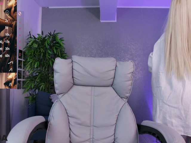 SelenaDaze's BongaCams show and profile