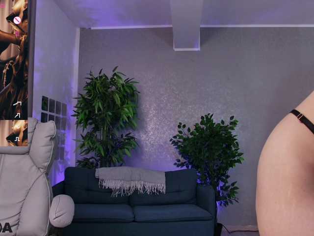 SelenaDaze's BongaCams show and profile