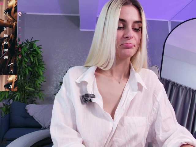 SelenaDaze's BongaCams show and profile