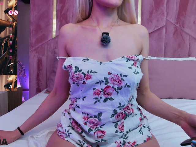 SelenaDaze's BongaCams show and profile