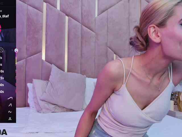 SelenaDaze Live Webcam on BongaCams