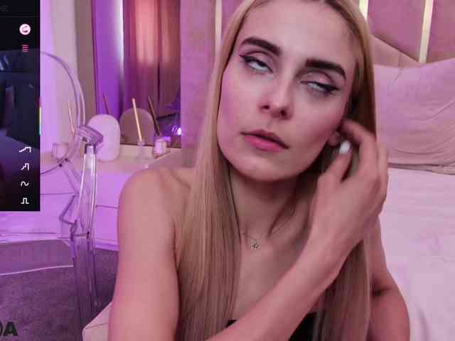 SelenaDaze webcam