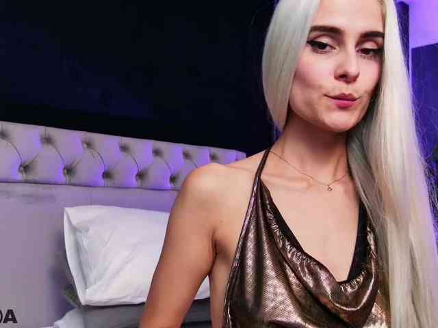 SelenaDaze webcam