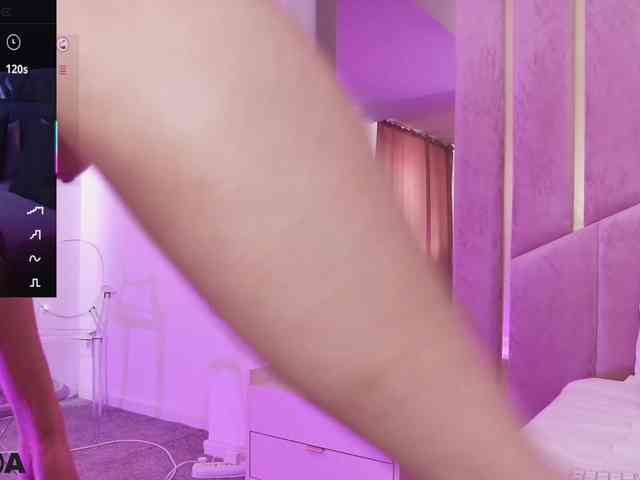 SelenaDaze webcam
