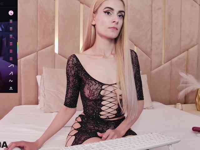 free chat site SelenaDaze