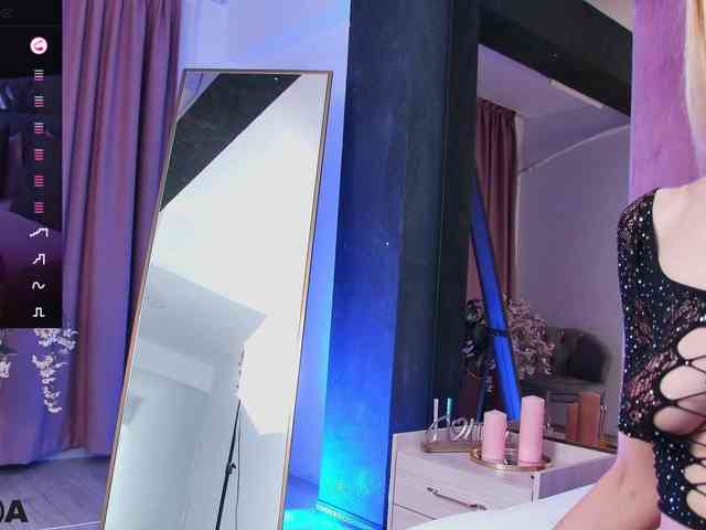 online cam SelenaDaze