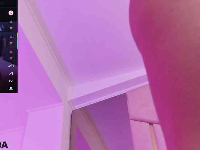 SelenaDaze webcam