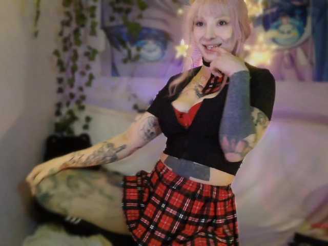 Mini0Melloo's BongaCams show and profile