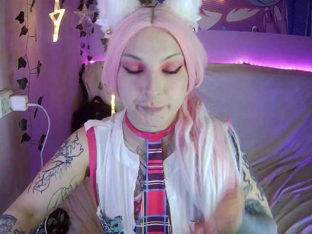 Mini0Melloo's BongaCams show and profile