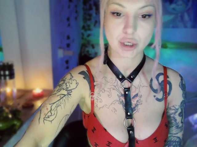 Mini0Melloo's BongaCams show and profile