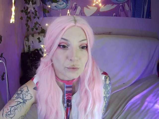 Mini0Melloo's BongaCams show and profile