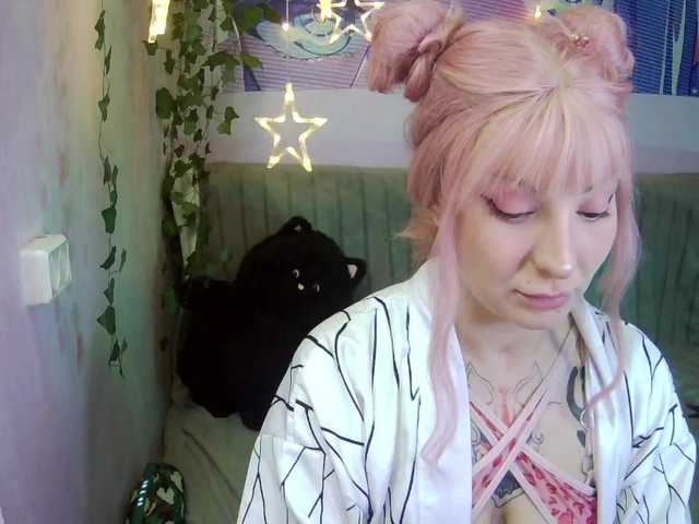 Mini0Melloo's BongaCams show and profile