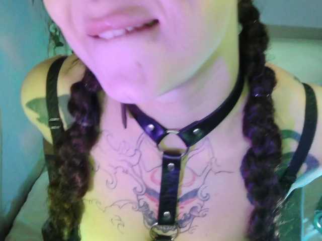 Mini0Melloo's BongaCams show and profile