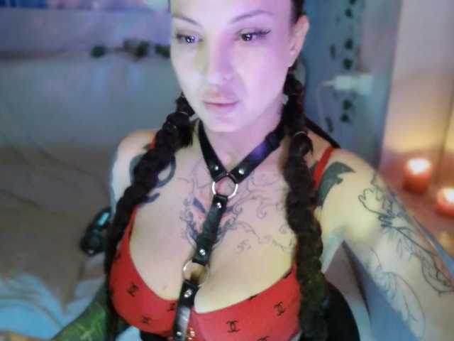 Mini0Melloo's BongaCams show and profile