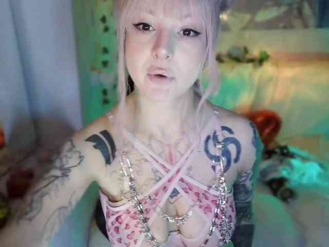 Mini0Melloo Live Webcam on BongaCams