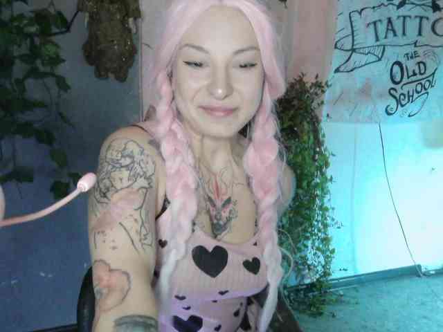 Shaved white, Shaved babes, Group chat for 20 39 tokens, Full privates for ..., dreaming 1