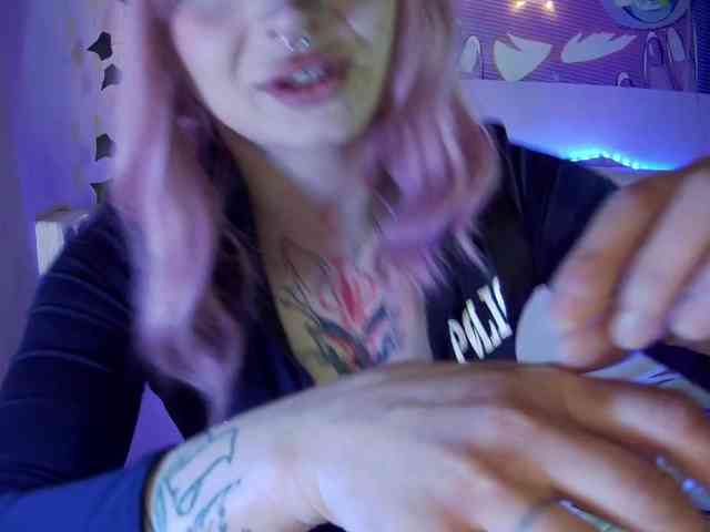 Mini0Melloo Live Webcam on BongaCams