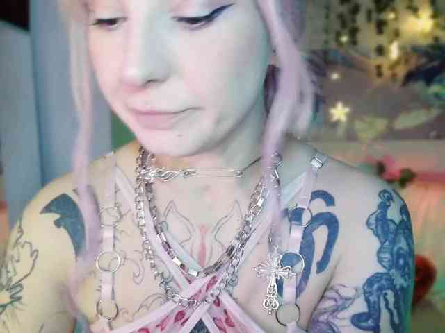 Mini0Melloo Live Webcam on BongaCams