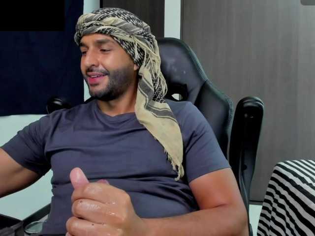 Handsoman11