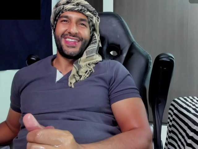 Handsoman11