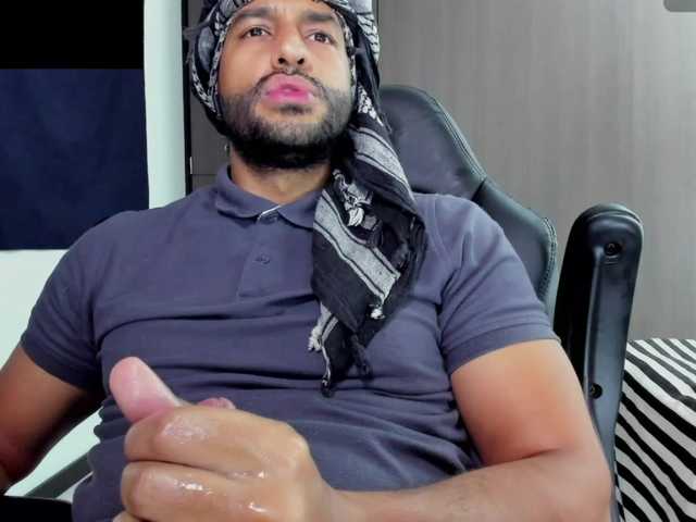 Handsoman11