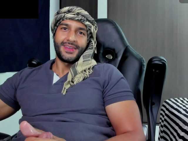 Handsoman11