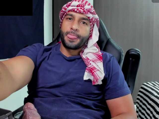 Handsoman11