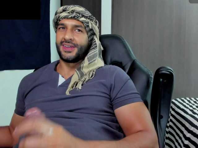 Handsoman11